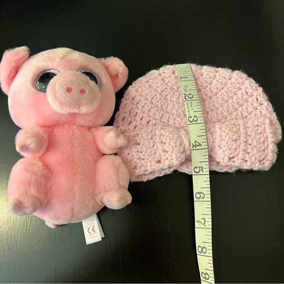 Toddler Fun Bundle TY Posey Pigglet plushie& crochet oversized bow beanie pink - Picture 4 of 9